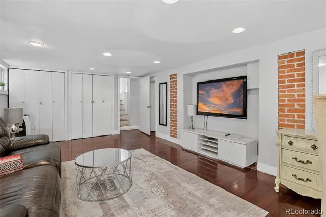 4501 Zuni Street Denver, CO 80211