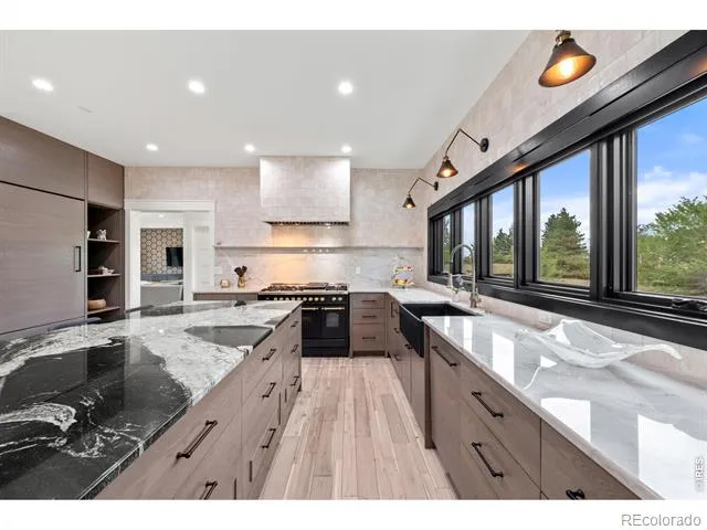 1118 Ravenwood Road Boulder, CO 80303
