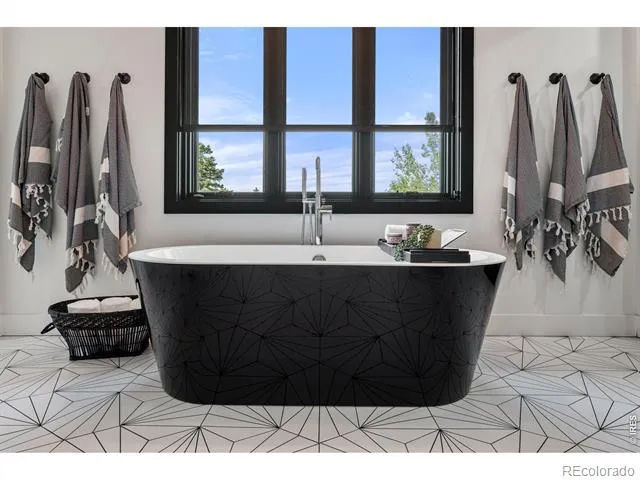 1118 Ravenwood Road Boulder, CO 80303