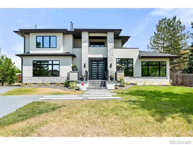 1118 Ravenwood Road Boulder, CO 80303