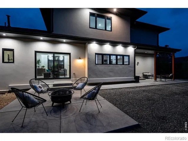 1118 Ravenwood Road Boulder, CO 80303