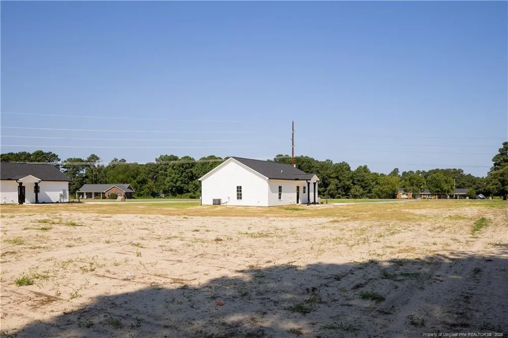 689 McLamb Road Dunn, NC 28334