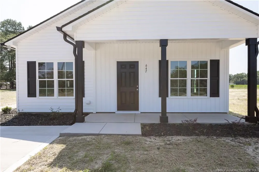 689 McLamb Road Dunn, NC 28334