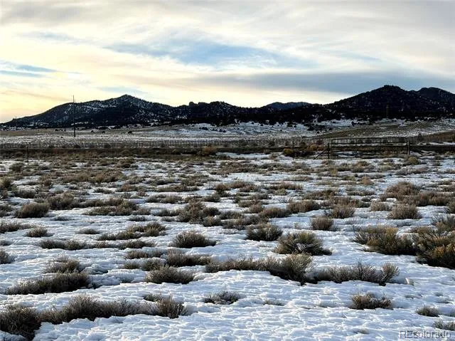 TRACT 5 BOWLING/COBB DIVISION OF LAND Saguache, CO 80043