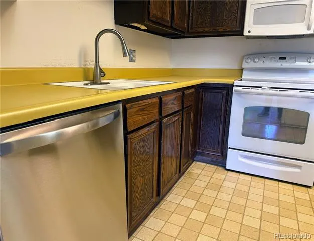 13601 E Marina #508 Aurora, CO 80014
