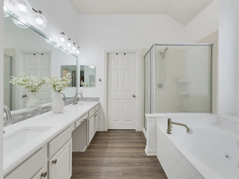 1833 Brookview Drive Carrollton, TX 75007
