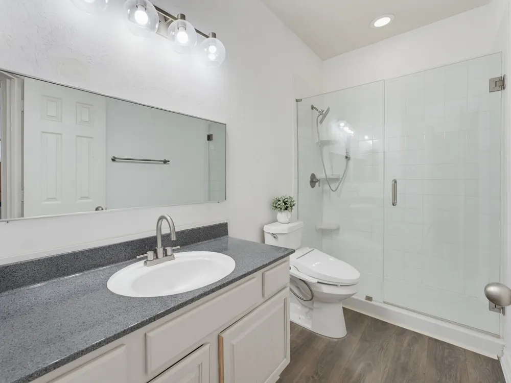 1833 Brookview Drive Carrollton, TX 75007