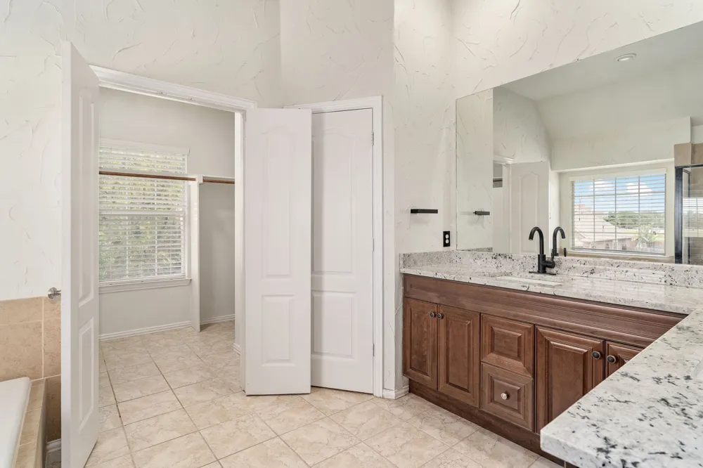 7849 Lake Meredith Way Fort Worth, TX 76137