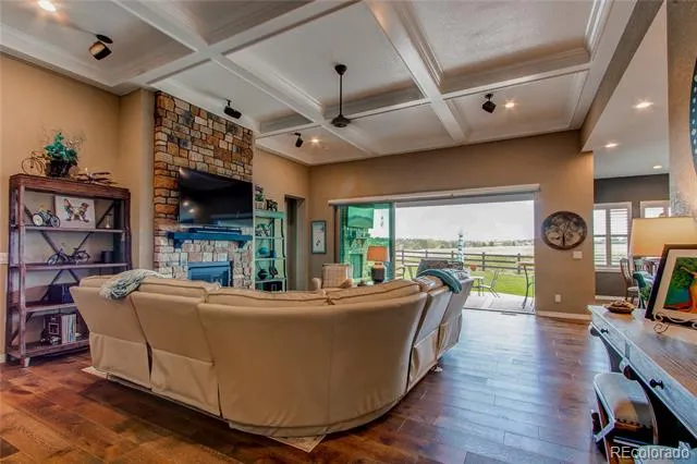 8670 S De Gaulle Court Aurora, CO 80016