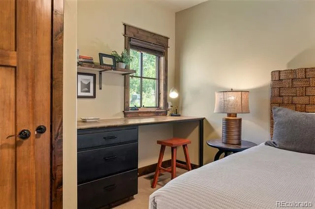 909 Park Avenue Grand Lake, CO 80447