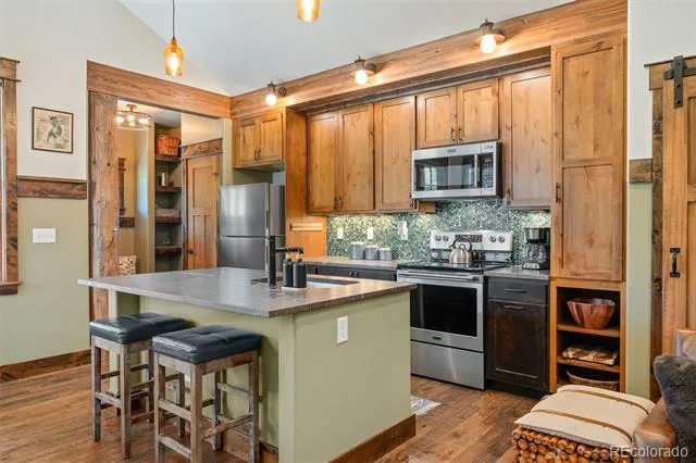 909 Park Avenue Grand Lake, CO 80447
