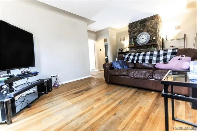 3975 S Pennsylvania Street Englewood, CO 80113