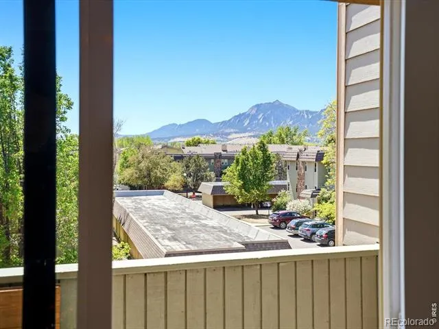 3365 Chisholm Trail #302 Boulder, CO 80301