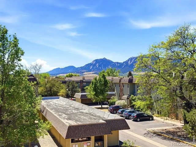 3365 Chisholm Trail #302 Boulder, CO 80301