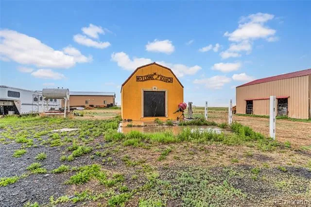 8505 Quail Run Road Watkins, CO 80137