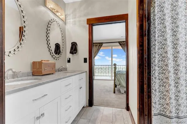 8505 Quail Run Road Watkins, CO 80137