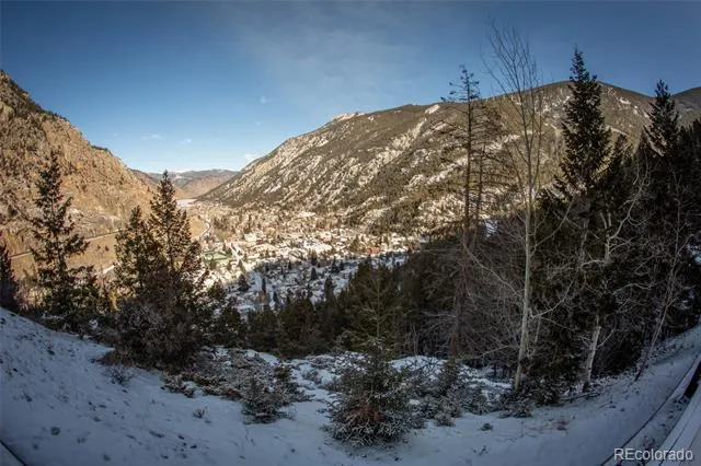 1901 Clear Creek Drive #E102 Georgetown, CO 80444