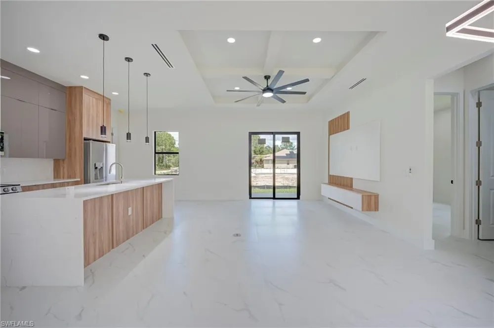 706 W 11th Street Lehigh Acres, FL 33972