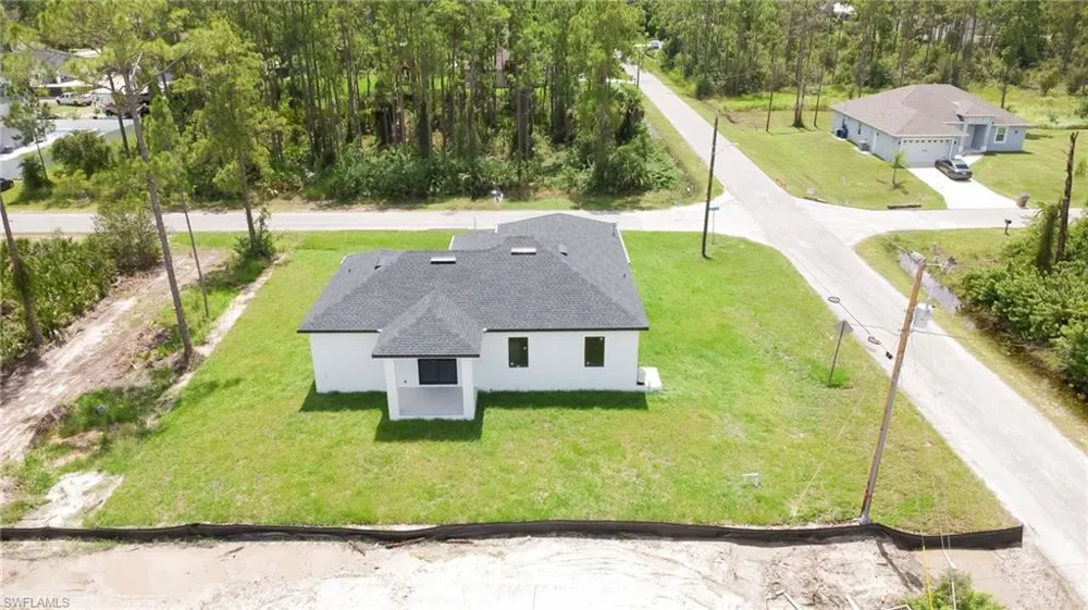 706 W 11th Street Lehigh Acres, FL 33972