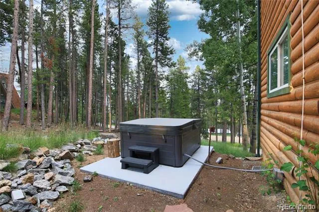 46 Apache Road Evergreen, CO 80439