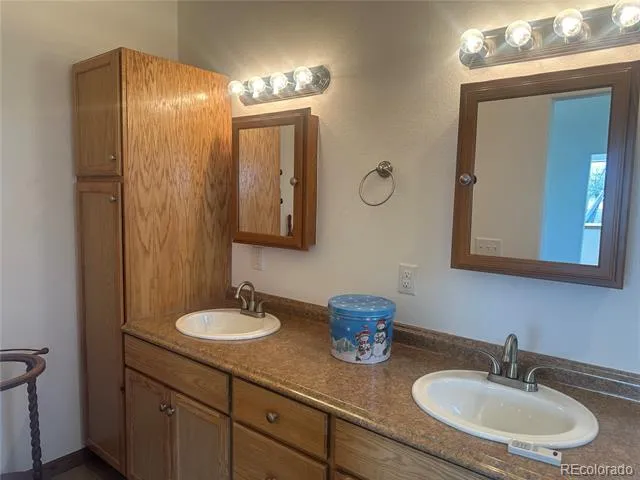 18105 Enoch Road Colorado Springs, CO 80930