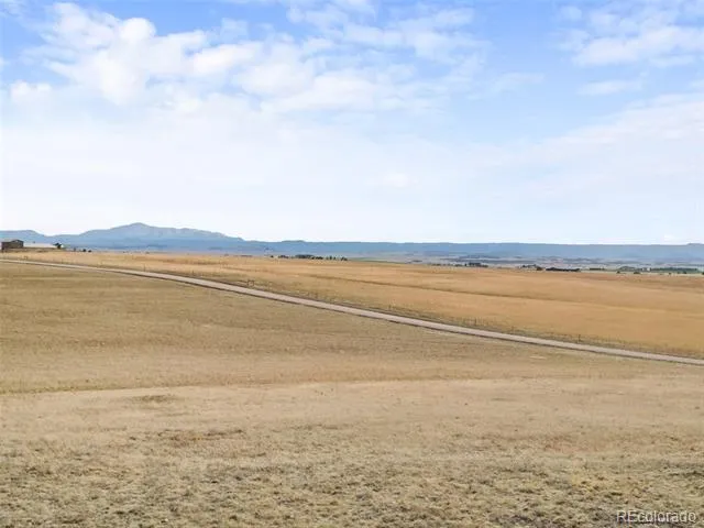 30200 Kootney Street Elizabeth, CO 80107