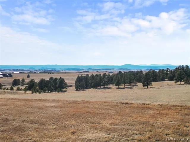30200 Kootney Street Elizabeth, CO 80107