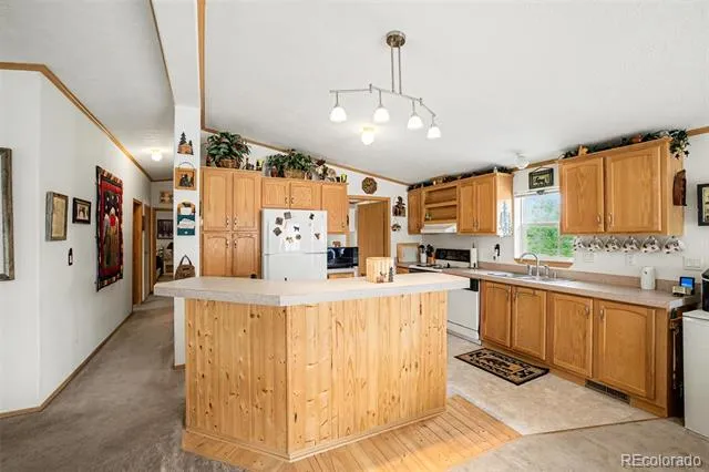 412 Bordenville Court Jefferson, CO 80456