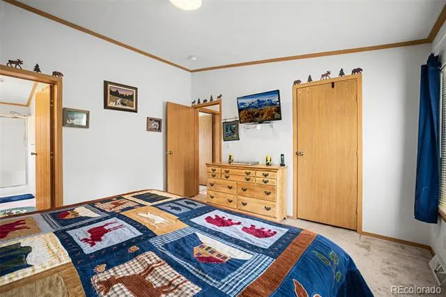 412 Bordenville Court Jefferson, CO 80456