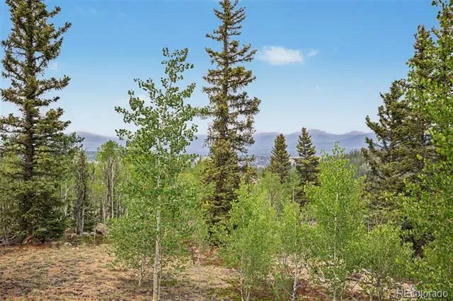 412 Bordenville Court Jefferson, CO 80456