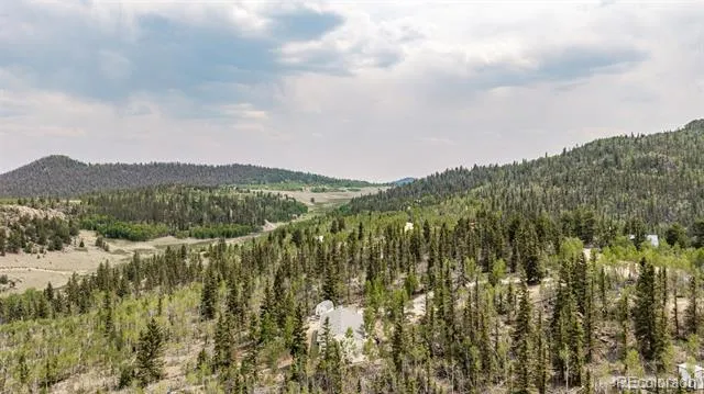412 Bordenville Court Jefferson, CO 80456