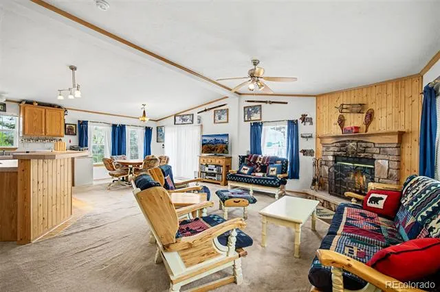 412 Bordenville Court Jefferson, CO 80456