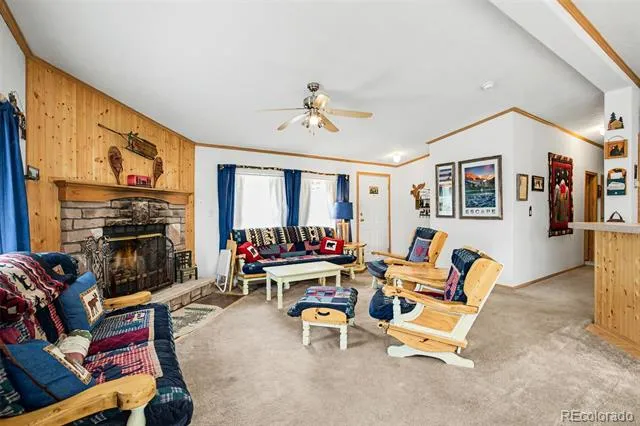 412 Bordenville Court Jefferson, CO 80456