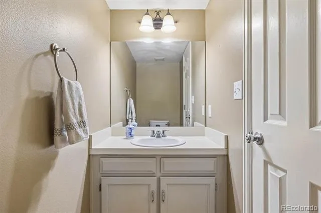 6246 E Hinsdale Court Centennial, CO 80112