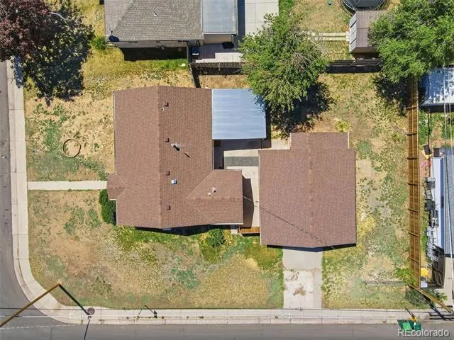 1297 Worchester Street Aurora, CO 80011