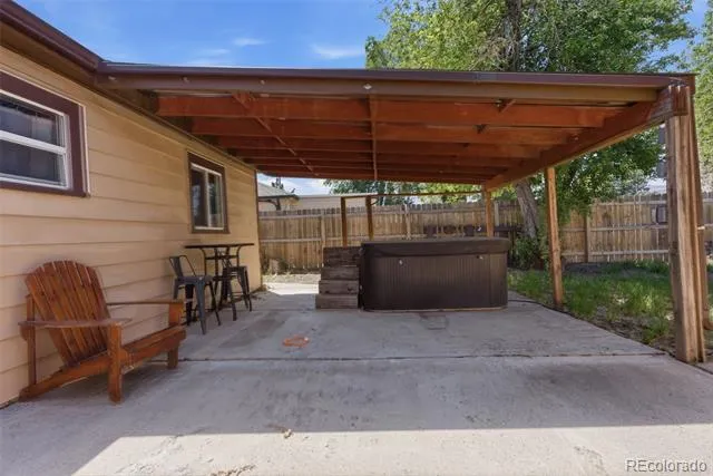 1297 Worchester Street Aurora, CO 80011
