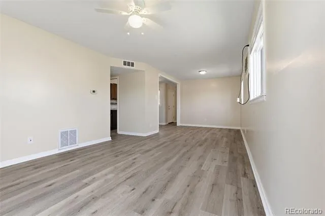 1297 Worchester Street Aurora, CO 80011