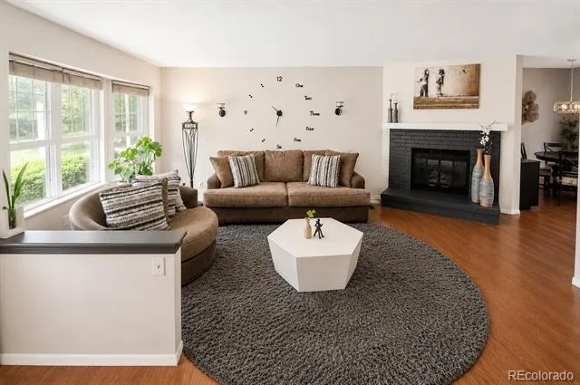 2058 S Balsam Street Lakewood, CO 80227