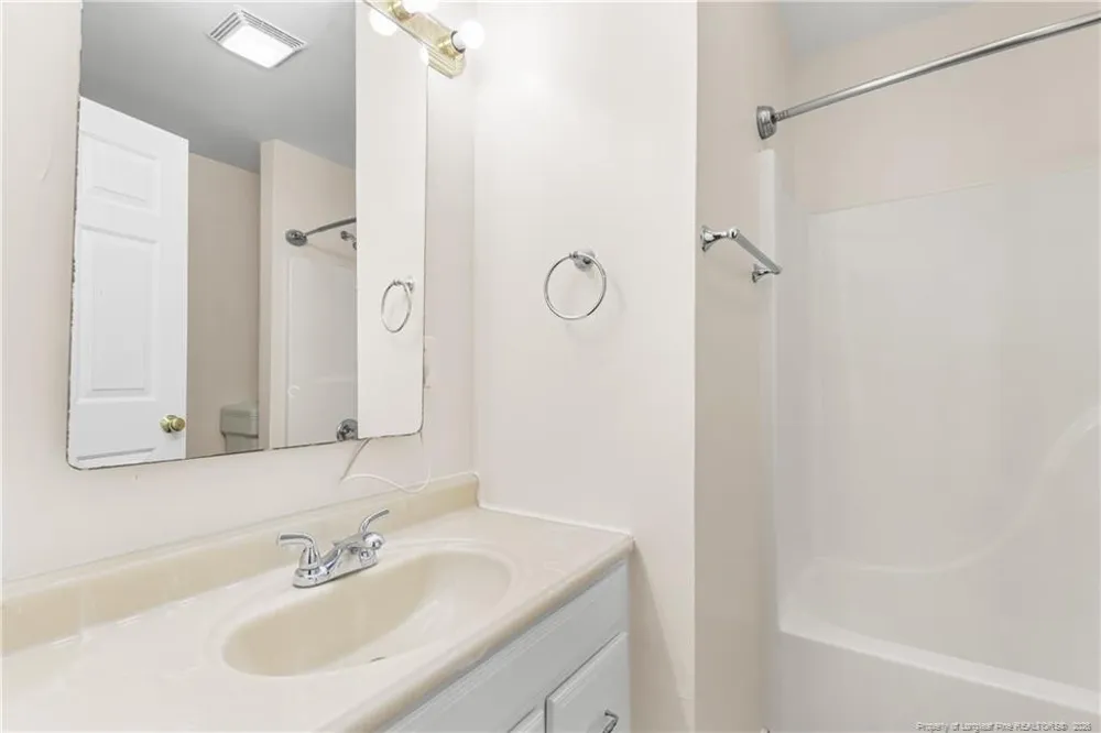 219 W Brocklyn Street Benson, NC 27504