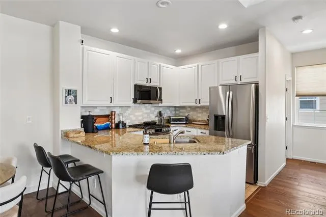 9465 Carlyle Park Place Highlands Ranch, CO 80129