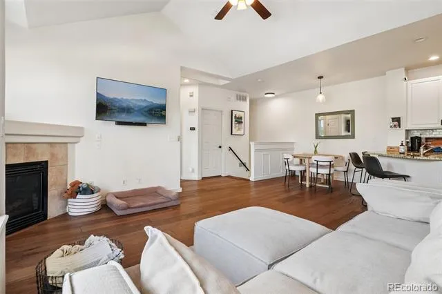 9465 Carlyle Park Place Highlands Ranch, CO 80129