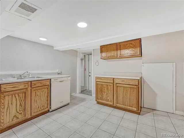 548 S Lincoln Street #Basement Denver, CO 80209