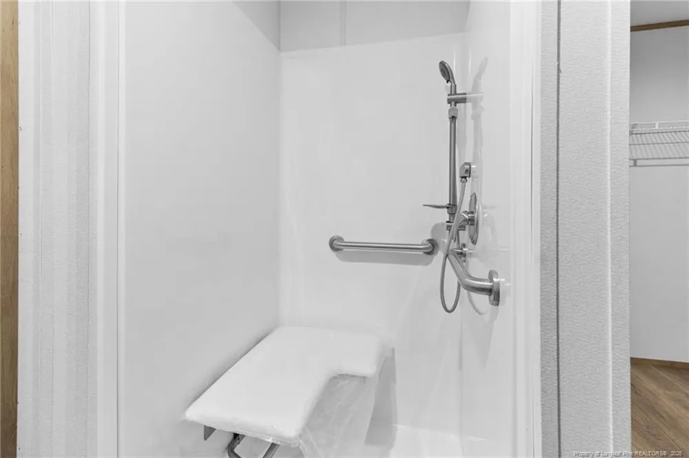4523 Mercer Mill Brown Marsh Road Clarkton, NC 28433