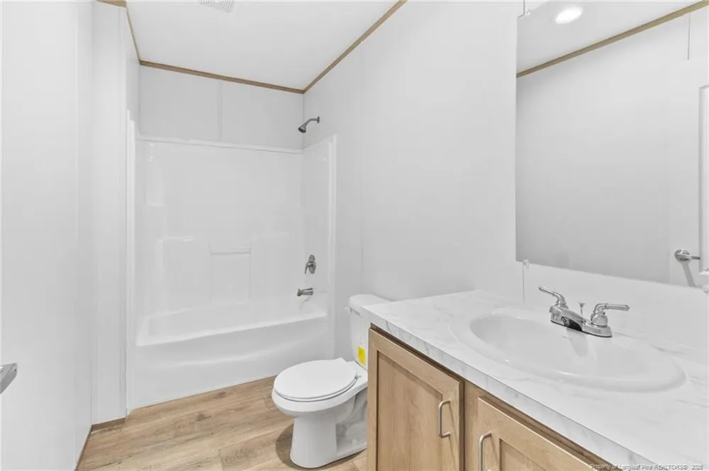 4523 Mercer Mill Brown Marsh Road Clarkton, NC 28433