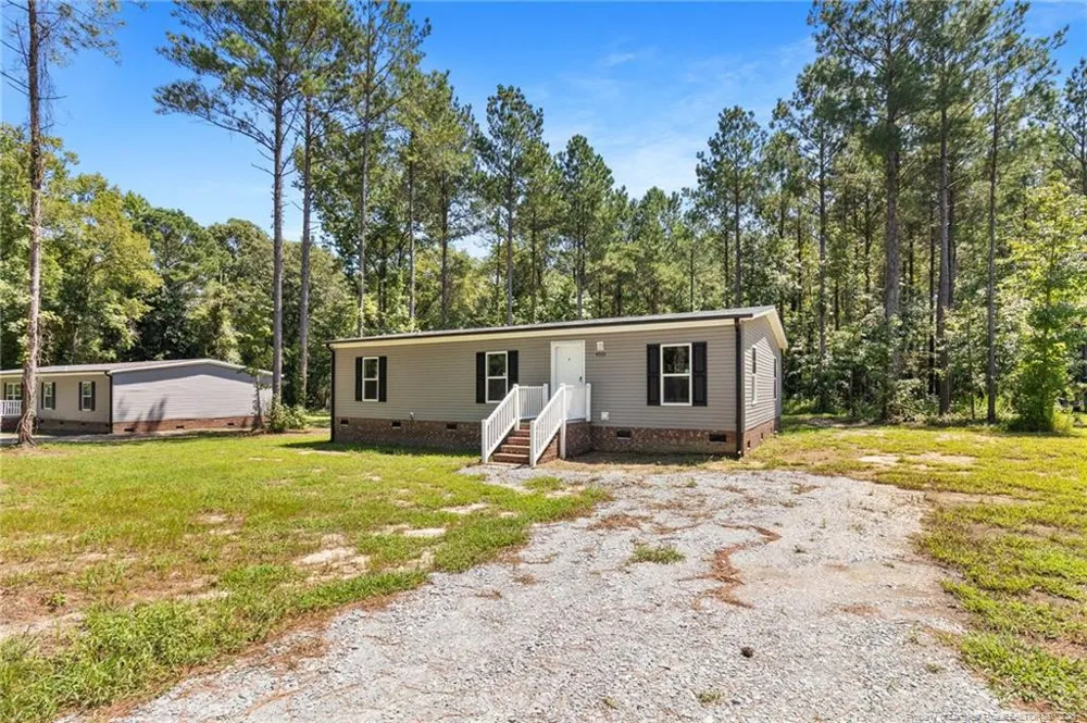 4523 Mercer Mill Brown Marsh Road Clarkton, NC 28433