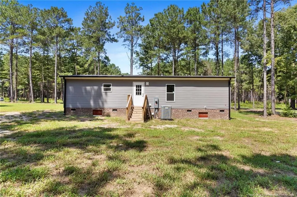 4523 Mercer Mill Brown Marsh Road Clarkton, NC 28433