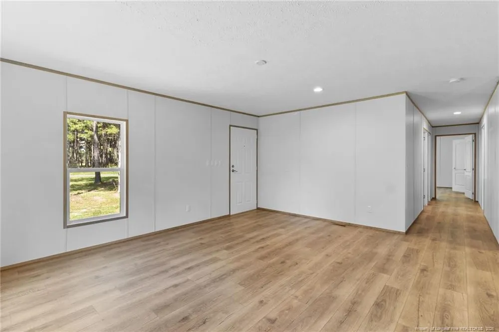 4523 Mercer Mill Brown Marsh Road Clarkton, NC 28433