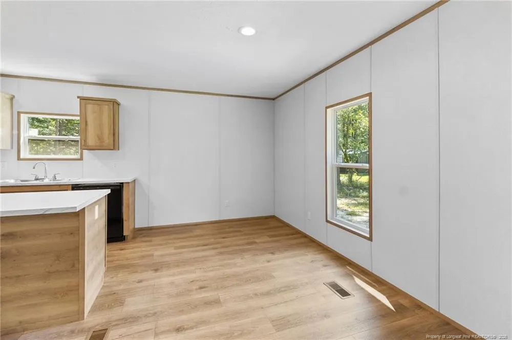 4523 Mercer Mill Brown Marsh Road Clarkton, NC 28433