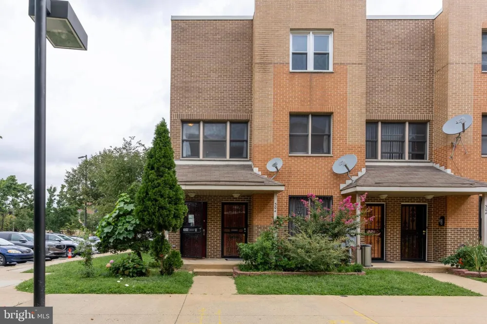 304 8TH STREET Philadelphia, PA 19107