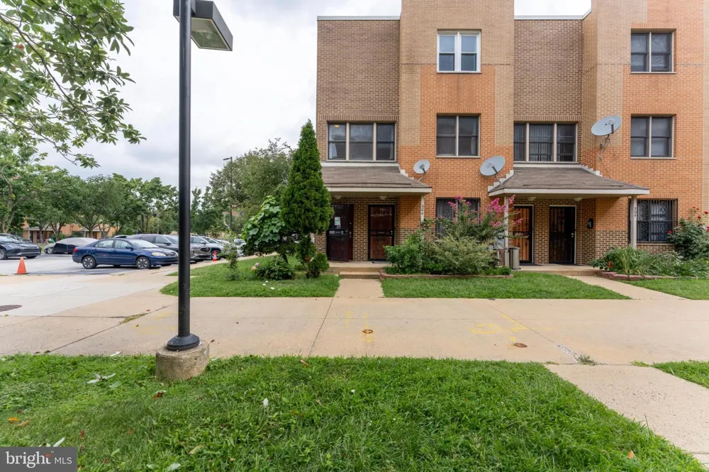 304 8TH STREET Philadelphia, PA 19107